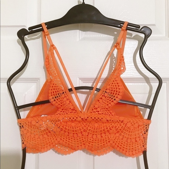 🔥ON SALE🔥3/$30🔥 💖 Victoria’s Sectet SEXY Bralette - Picture 3 of 4